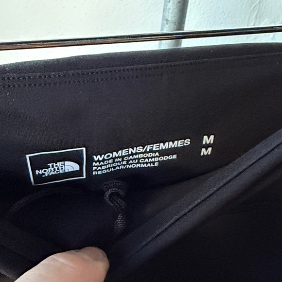 The North Face Legging Joggers Women’s Size Medium - Picture 3 of 4